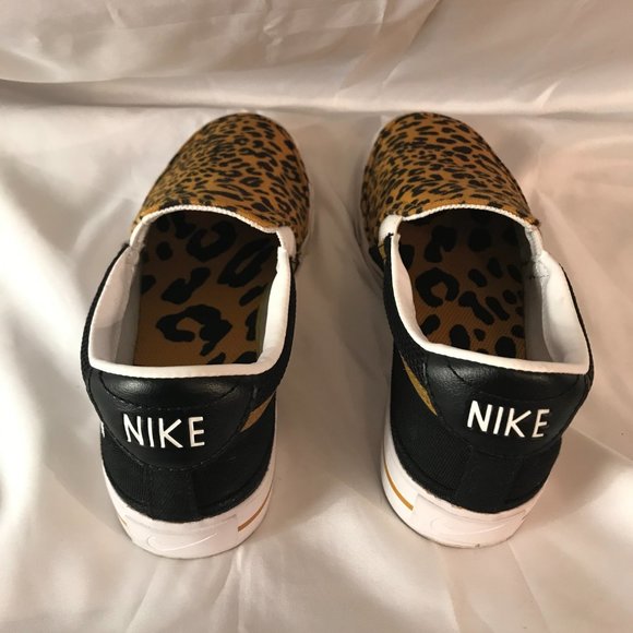 Nike Comfort Insole Leopard Print Casual Wear Slip-On Shoes - Picture 6 of 8